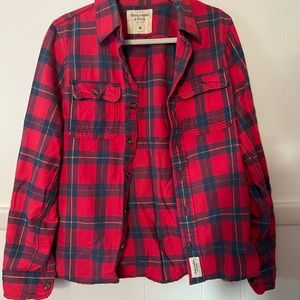 Abercrombie & Fitch distressed men’s red plaid flannel, small